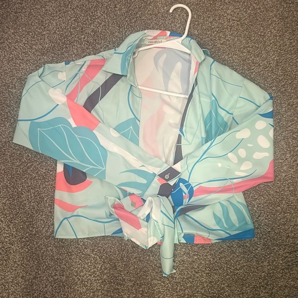 Multi-colored tie-up blouse - Picture 1 of 4